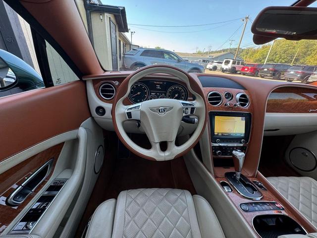 Photo of 2016 Green Bentley Continental GT