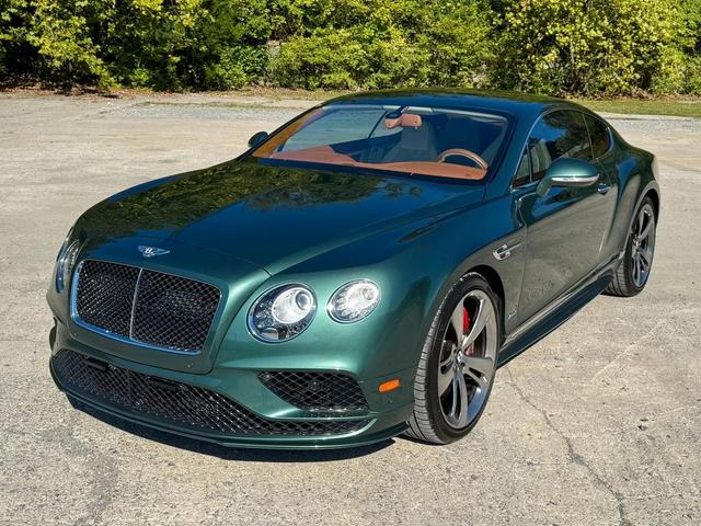 Photo of 2016 Green Bentley Continental GT