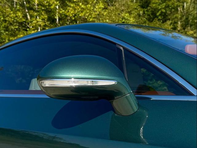 Photo of 2016 Green Bentley Continental GT