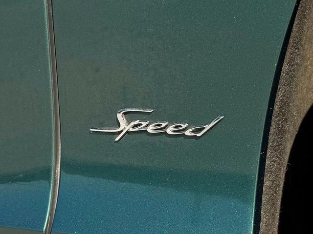 Photo of 2016 Green Bentley Continental GT