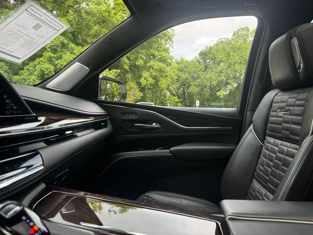 Photo of 2023 Crystal White Tricoat Cadillac Escalade ESV