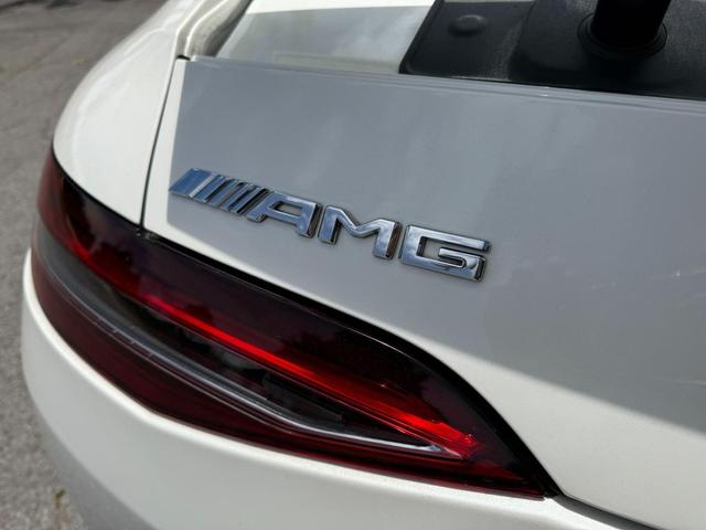 Photo of 2021 designo Diamond White Metallic Mercedes-Benz AMG GT 63
