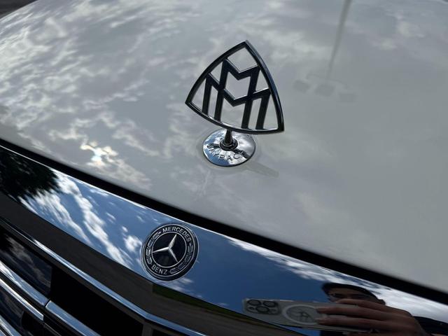 Photo of 2018 designo Diamond White Metallic Mercedes-Benz Maybach S 650