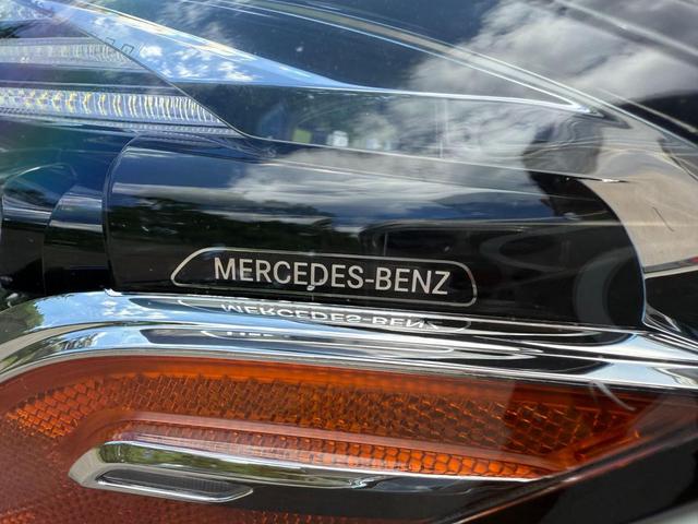 Photo of 2018 designo Diamond White Metallic Mercedes-Benz Maybach S 650