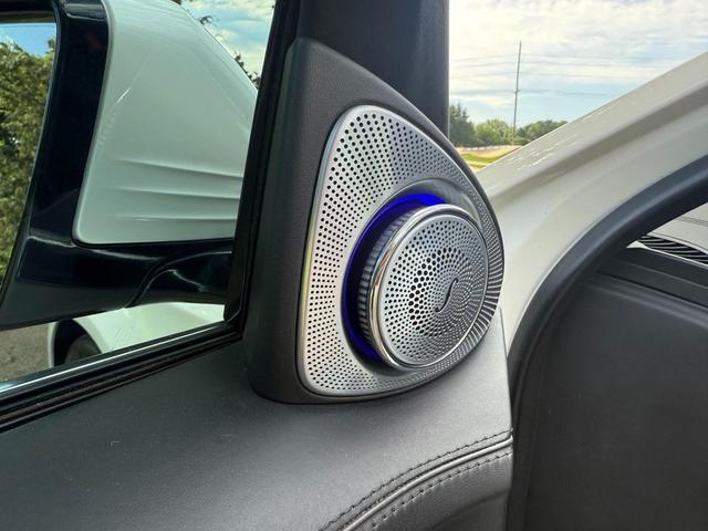 Photo of 2018 designo Diamond White Metallic Mercedes-Benz Maybach S 650