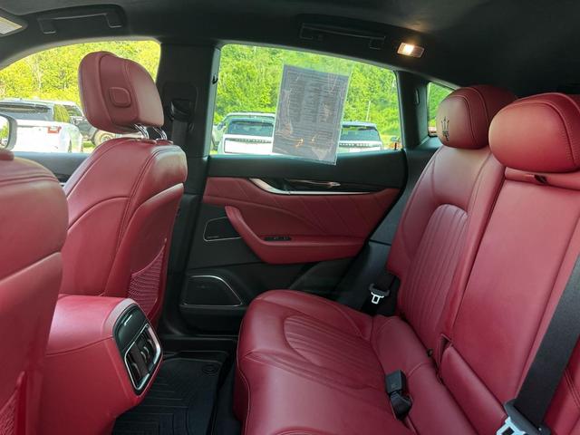 Photo of 2022 Nero Ribelle Metallic Maserati Levante