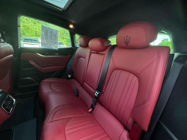 Photo of 2022 Nero Ribelle Metallic Maserati Levante