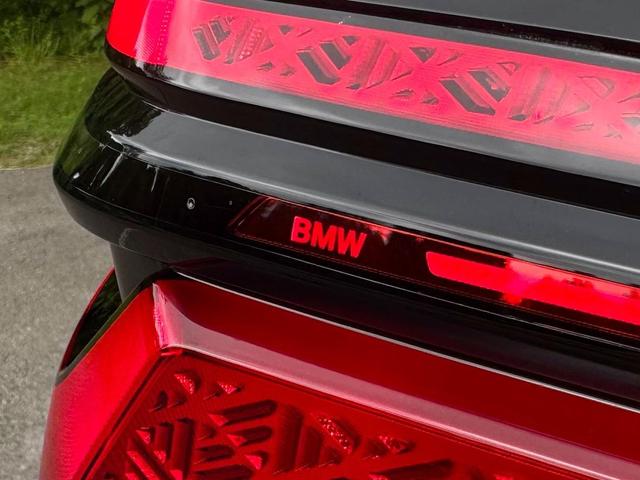 Photo of 2024 Brooklyn Grey Metallic BMW X7