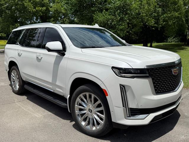 Photo of 2023 Crystal White Tricoat Cadillac Escalade