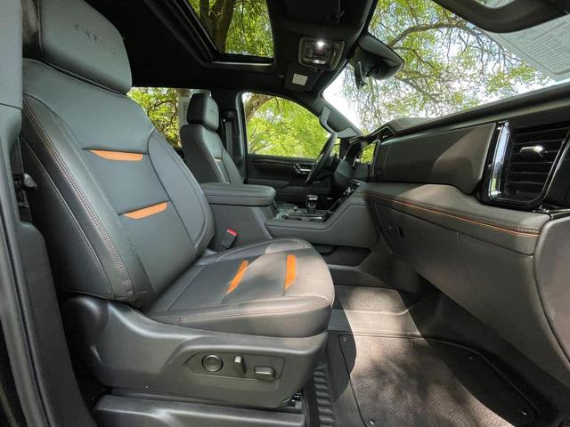 Photo of 2025 Onyx Black GMC Sierra 1500