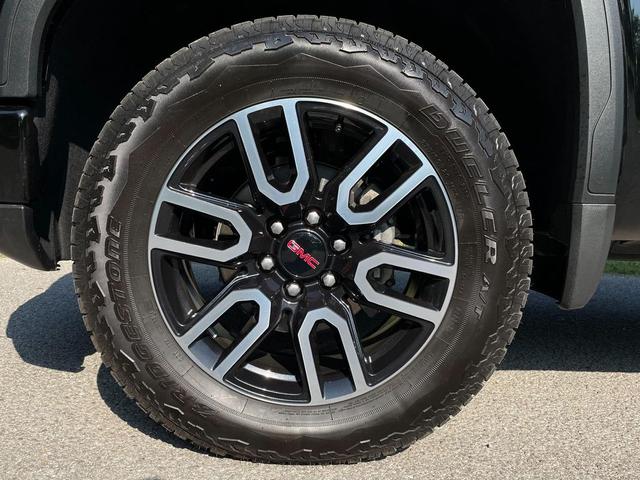 Photo of 2025 Onyx Black GMC Sierra 1500