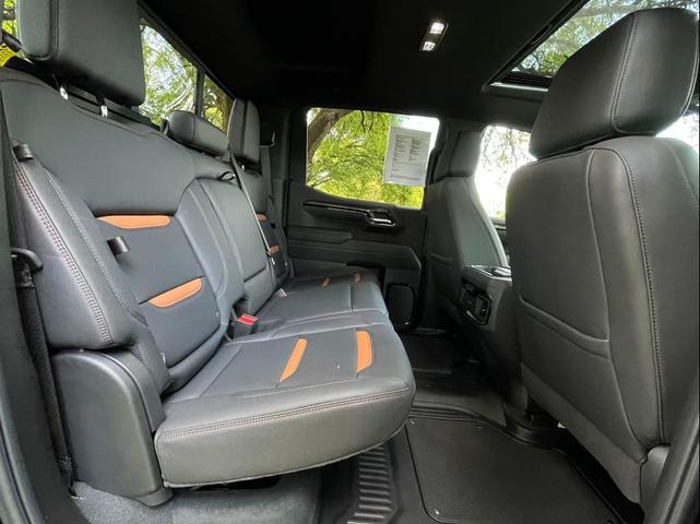 Photo of 2025 Onyx Black GMC Sierra 1500