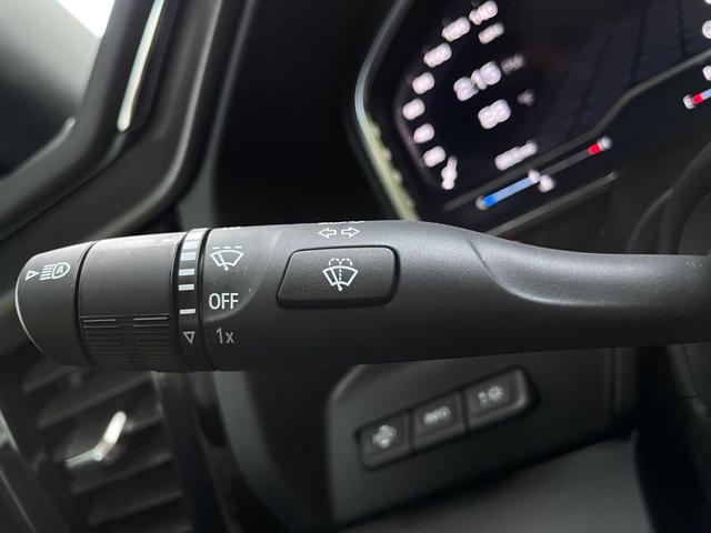 Photo of 2025 Onyx Black GMC Sierra 1500