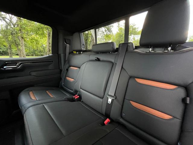 Photo of 2025 Onyx Black GMC Sierra 1500