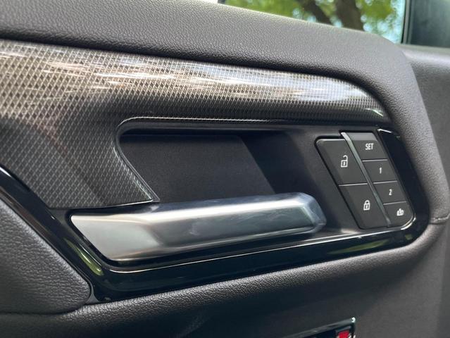 Photo of 2025 Onyx Black GMC Sierra 1500