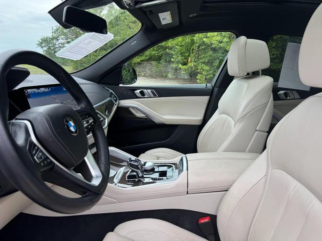 Photo of 2022 Sparkling Brown Metallic BMW X6