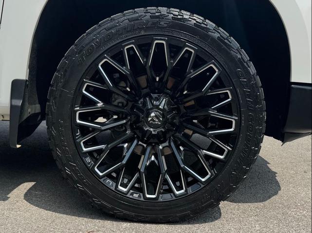 Photo of 2023 Summit White Chevrolet Silverado 1500