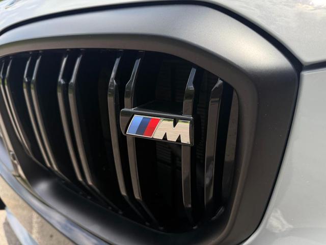 Photo of 2025 Brooklyn Grey Metallic BMW X5