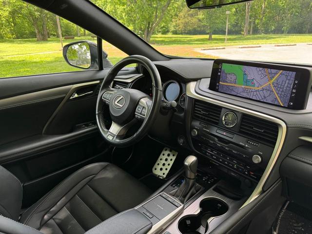 Photo of 2022 Ultra White Lexus RX 350