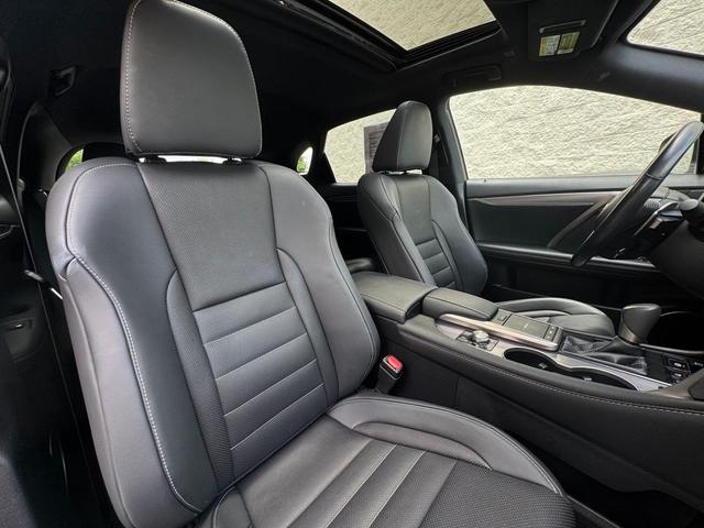 Photo of 2022 Ultra White Lexus RX 350