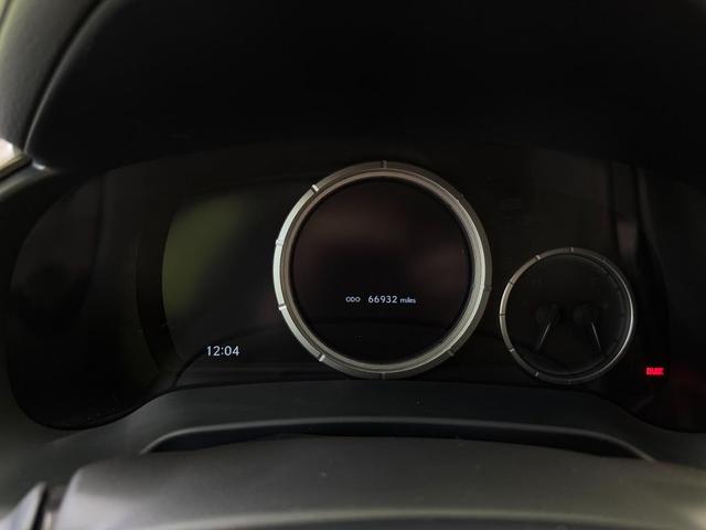 Photo of 2022 Ultra White Lexus RX 350
