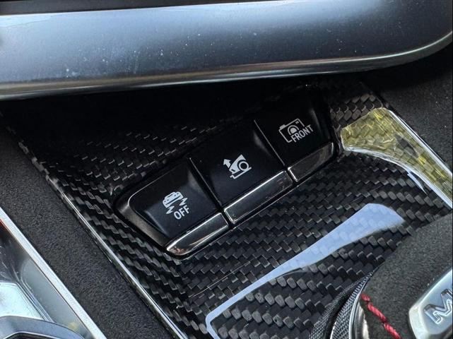 Photo of 2023 Carbon Flash Metallic Chevrolet Corvette