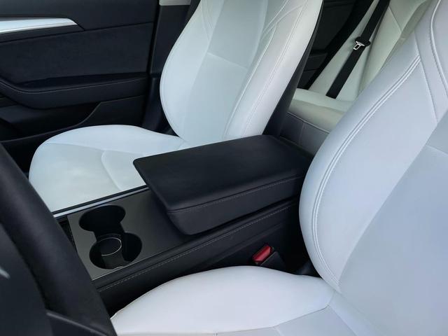 Photo of 2023 Solid Black Tesla Model 3
