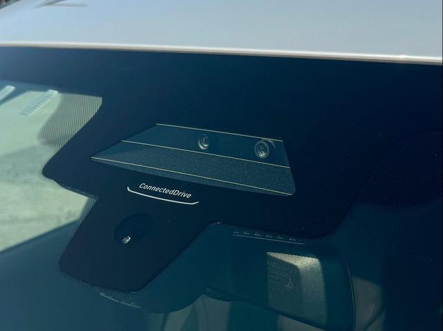 Photo of 2024 Brooklyn Grey Metallic BMW X7