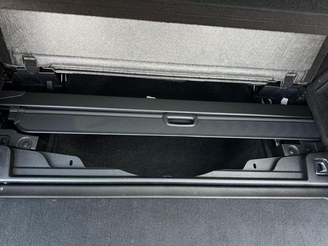 Photo of 2024 Brooklyn Grey Metallic BMW X7