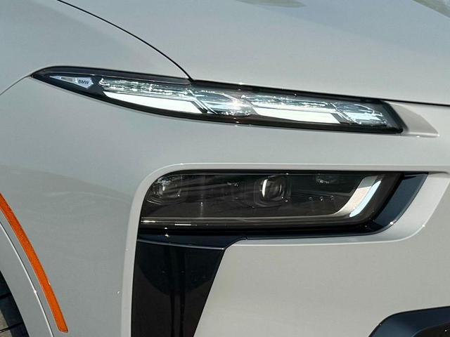 Photo of 2024 Brooklyn Grey Metallic BMW X7