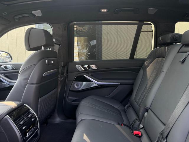 Photo of 2024 Brooklyn Grey Metallic BMW X7