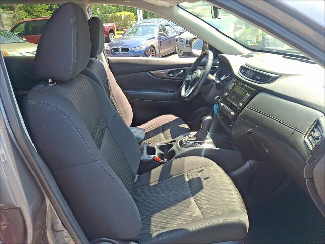 Photo of 2020 Gun Metallic Nissan Rogue