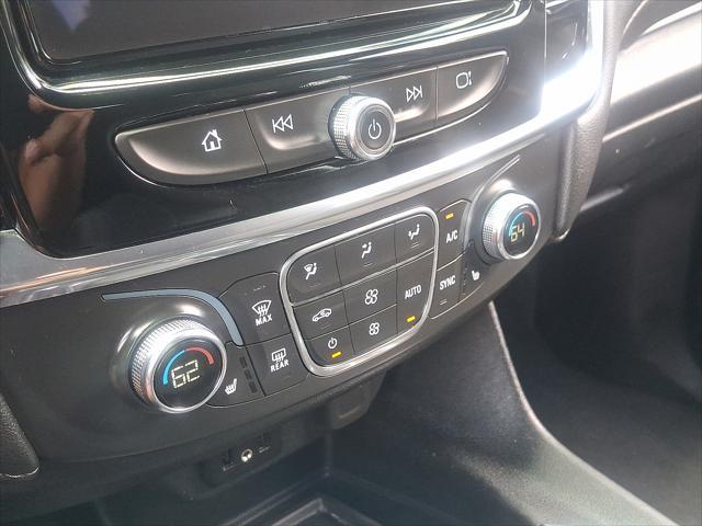 Photo of 2023 Northsky Blue Metallic Chevrolet Traverse