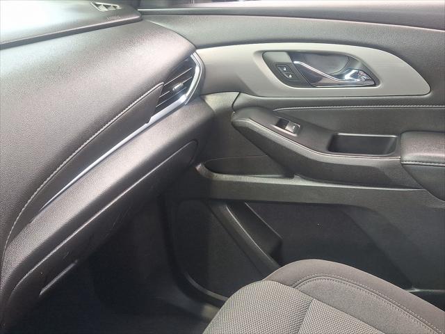 Photo of 2023 Northsky Blue Metallic Chevrolet Traverse