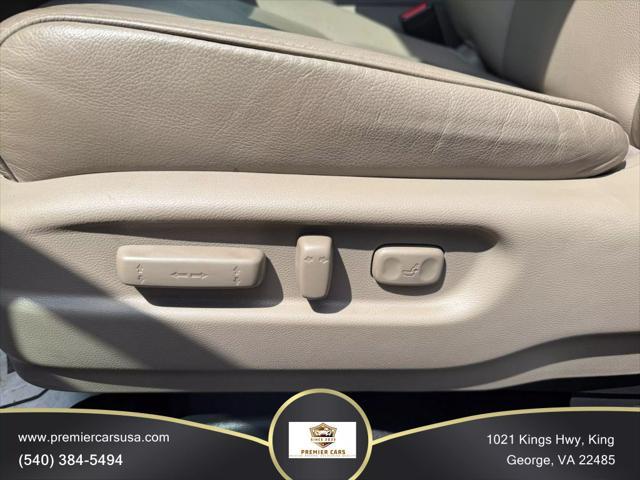 Photo of 2021 Burgundy Honda Pilot