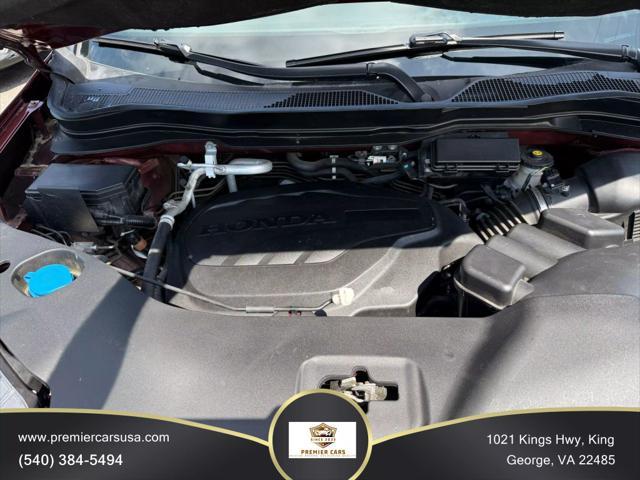 Photo of 2021 Burgundy Honda Pilot