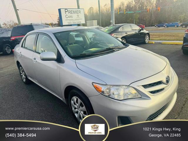 Photo of 2011 Classic Silver Metallic Toyota Corolla