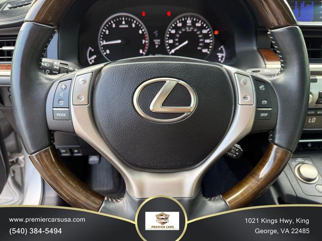 Photo of 2013 Silver Lining Metallic Lexus ES 350
