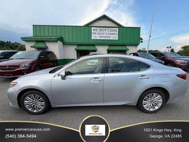 Photo of 2013 Silver Lining Metallic Lexus ES 350