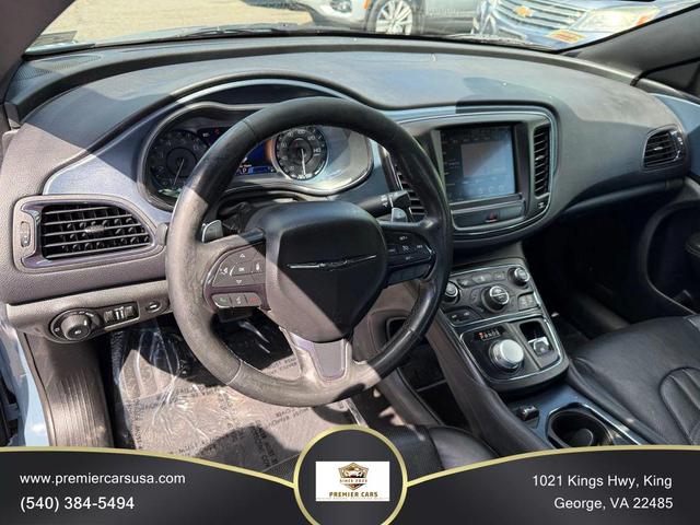 Photo of 2015 Ceramic Blue Clearcoat Chrysler 200