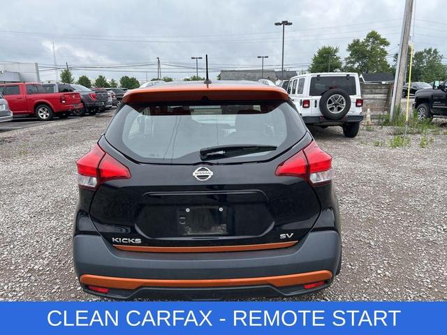 Photo of 2018 Super Black Nissan Kicks