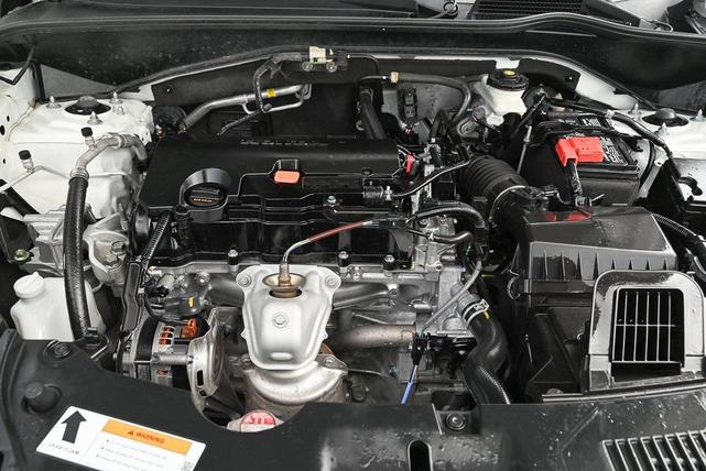 Photo of 2023 Platinum White Pearl Honda HR-V