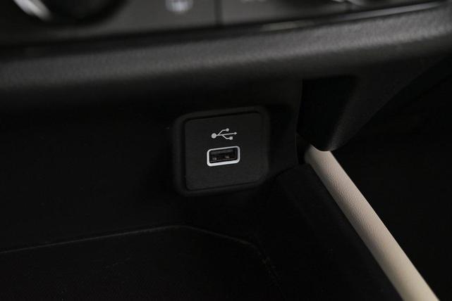 Photo of 2023 Platinum White Pearl Honda HR-V