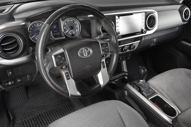 Photo of 2021 Super White Toyota Tacoma