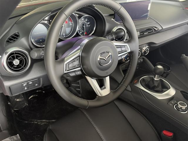 Photo of 2025 Soul Red Crystal Metallic Mazda MX-5 Miata