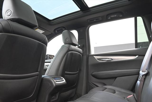 Photo of 2022 Infrared Tintcoat Cadillac XT6