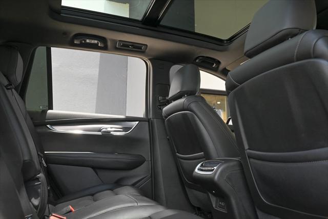 Photo of 2022 Infrared Tintcoat Cadillac XT6