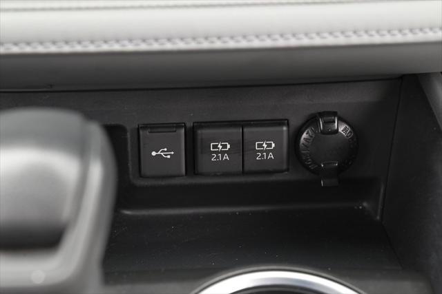 Photo of 2020 Magnetic Gray Metallic Toyota Highlander