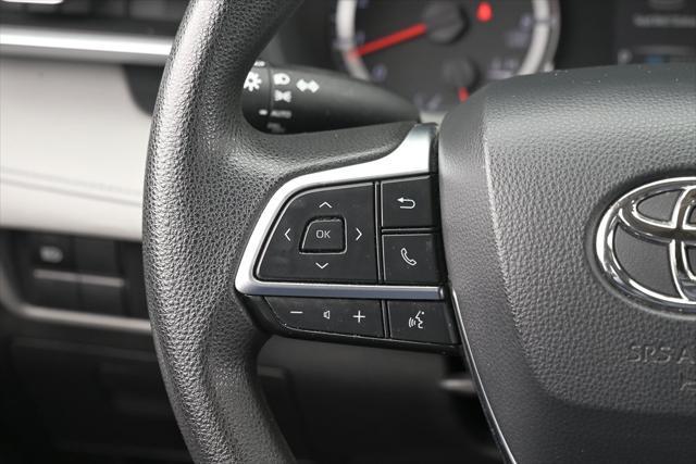 Photo of 2020 Magnetic Gray Metallic Toyota Highlander