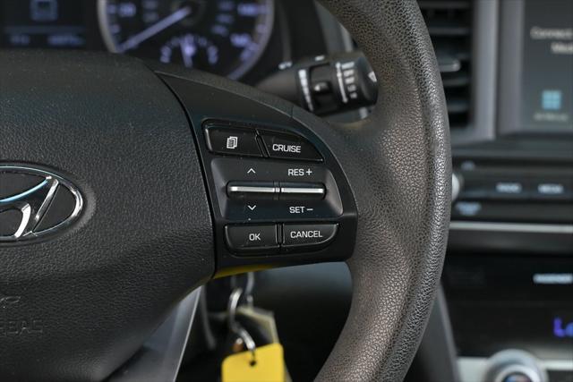 Photo of 2020 Stellar Silver Hyundai ELANTRA